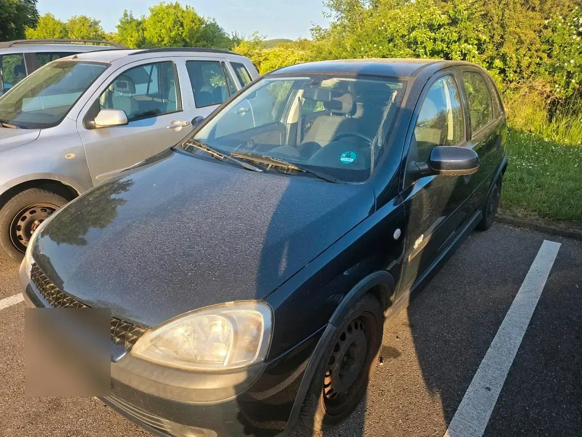 Używany Opel Corsa 90 KM (66 kW) 2002 Zielony Hatchback