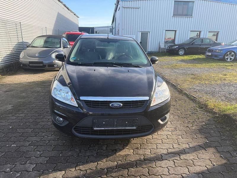 Brugt Ford Focus Style 90 HK (66 kW) 2010 Sort Sedan