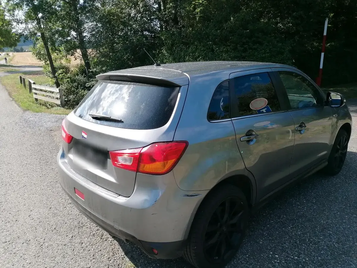 Gebraucht Mitsubishi ASX 150 PS (110 kW) 2015 Grau SUV