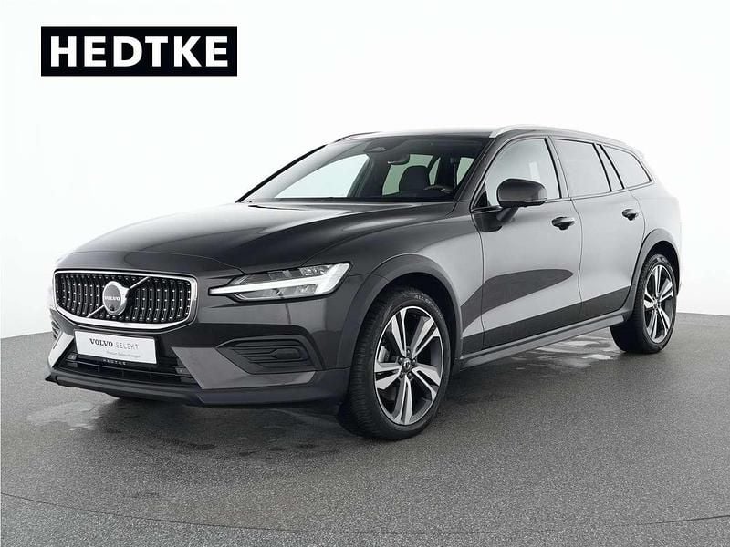 Grau Gebraucht 2023 Volvo V60 CC Plus Kombi | 40.990 € (Fairer Preis) - Bild 1/4