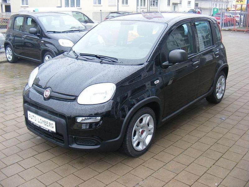 Gebraucht Fiat Panda 69 PS (50 kW) 2024 Schwarz Limousine