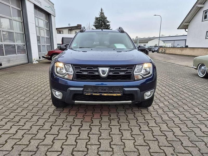 Gebraucht Dacia Duster Black Shadow 125 PS (91 kW) 2017 Blau SUV