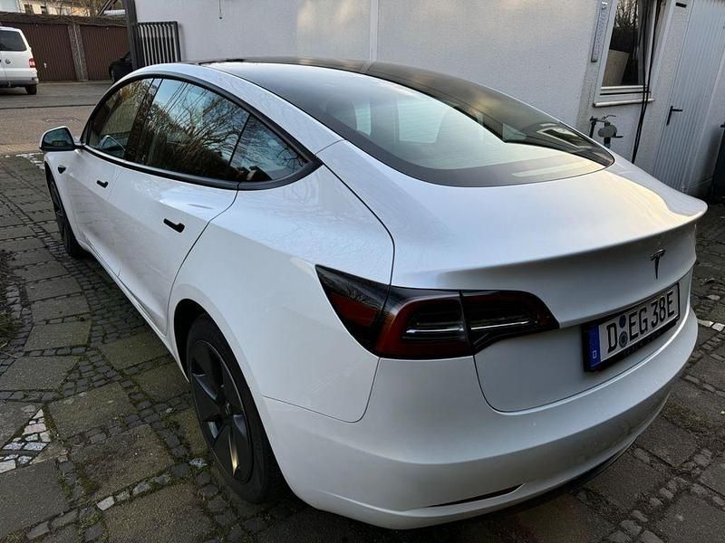 Gebraucht Tesla Model 3 Long Range RWD 208 kW (283 PS) 2023 Weiß Limousine