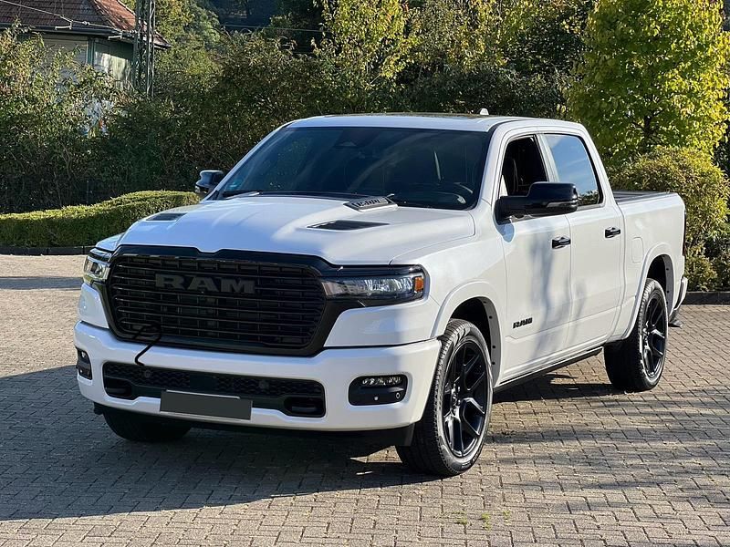 Weiß Neu 2025 Dodge Ram Abholung | 69.000 € (Fairer Preis) - Bild 1/4