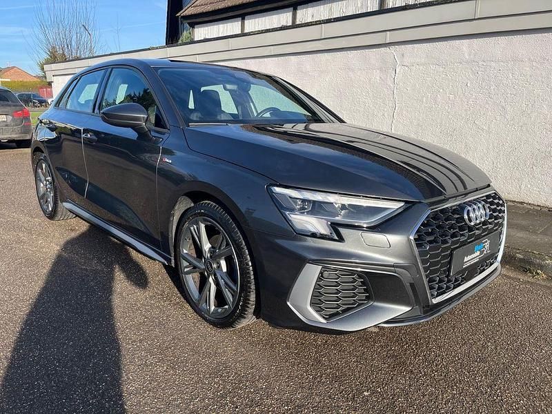 Gebraucht Audi A3 S-Line 150 PS (110 kW) 2022 Daytonagrau Limousine