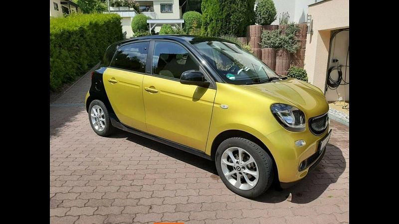 Gelb Gebraucht 2015 Smart ForFour Kleinwagen | 10.400 € (Fairer Preis) - Bild 1/4