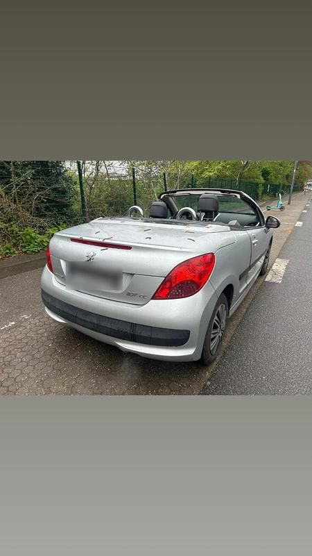 Second-hand Peugeot 207 CC 120 CP (88 kW) 2007 Argintiu Cabrio