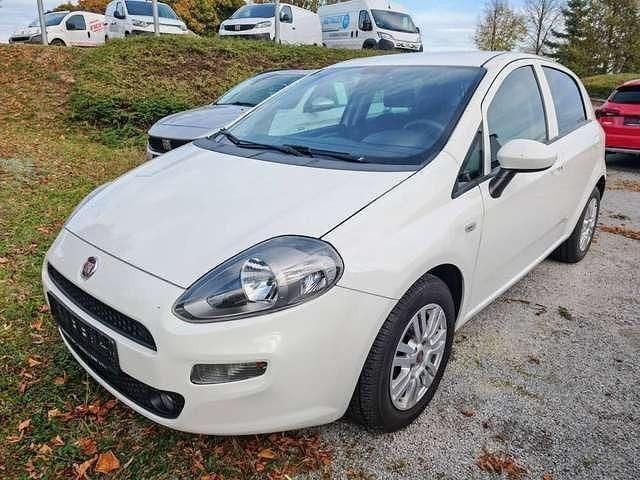 Weiß Gebraucht 2017 Fiat Punto Lounge Kleinwagen | 8.200 € - Bild 1/1