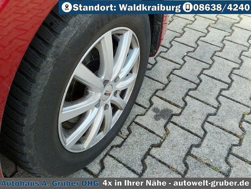 Gebraucht Mazda 3 120 PS (88 kW) 2018 Rot Limousine