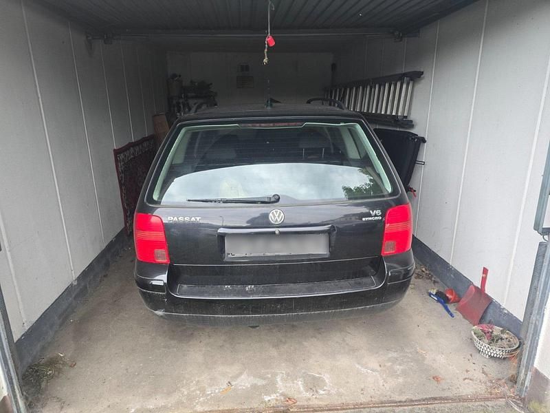 Schwarz Gebraucht 1998 VW Passat Kombi | 1.200 € (Superpreis) - Bild 1/4