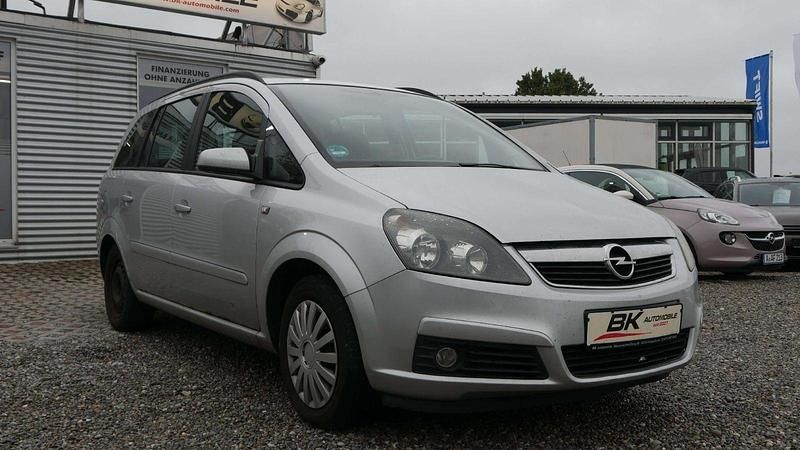Grau Gebraucht 2005 Opel Zafira Edition Van / Kleinbus | 990 € (Superpreis) - Bild 1/4