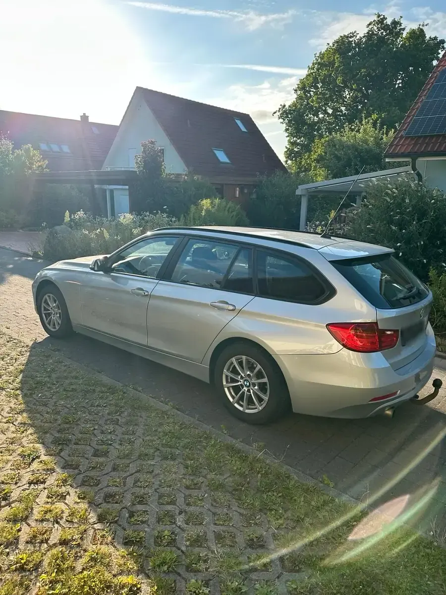 Gebraucht BMW 320 184 PS (135 kW) 2014 Silber Kombi