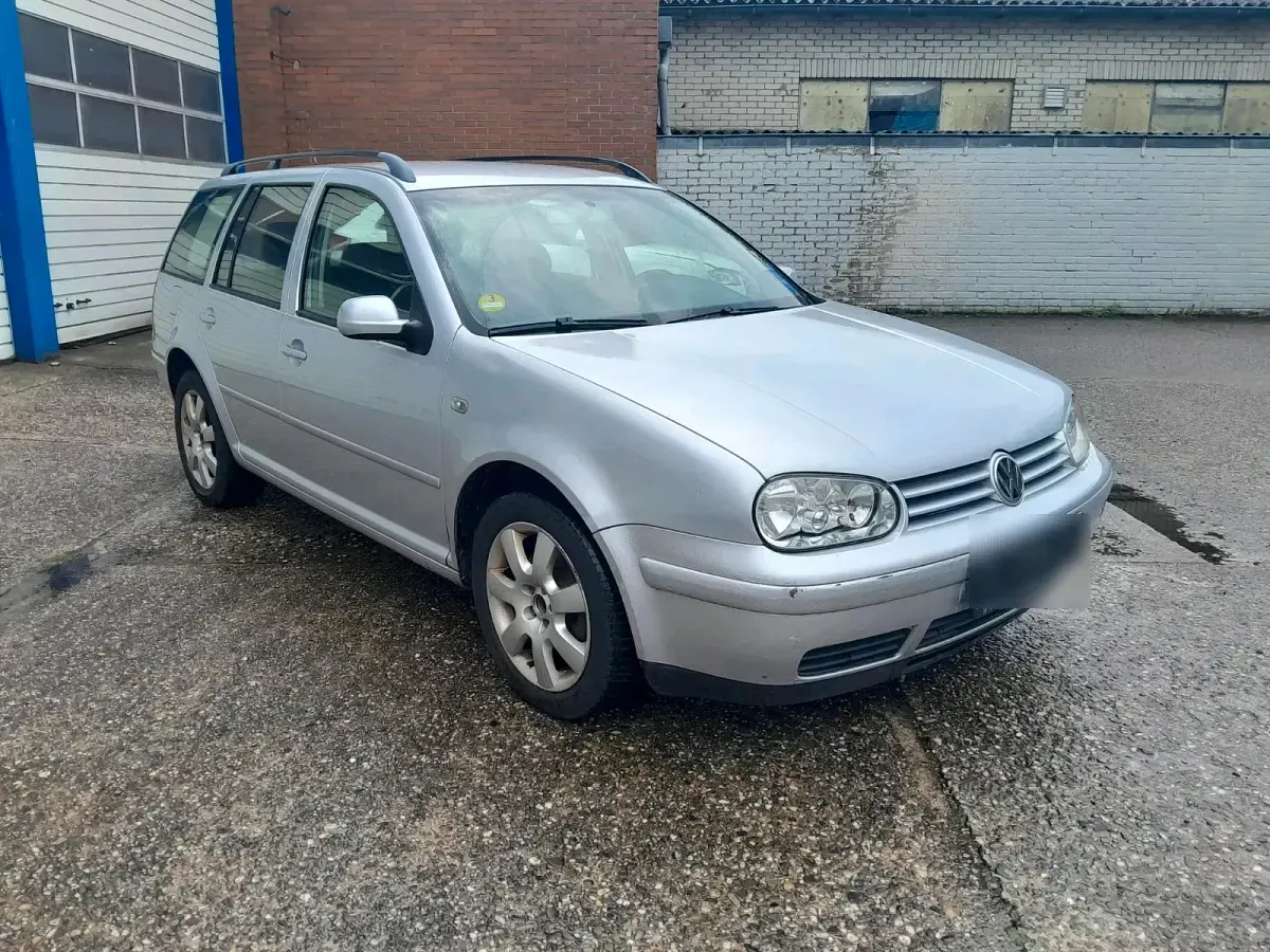 Gebraucht VW Golf IV 101 PS (74 kW) 2004 Silber Kombi