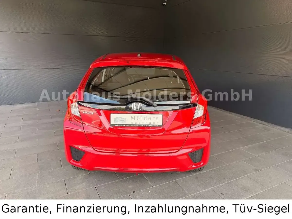 Gebraucht Honda Jazz Trend 102 PS (75 kW) 2018 Rot Kleinwagen