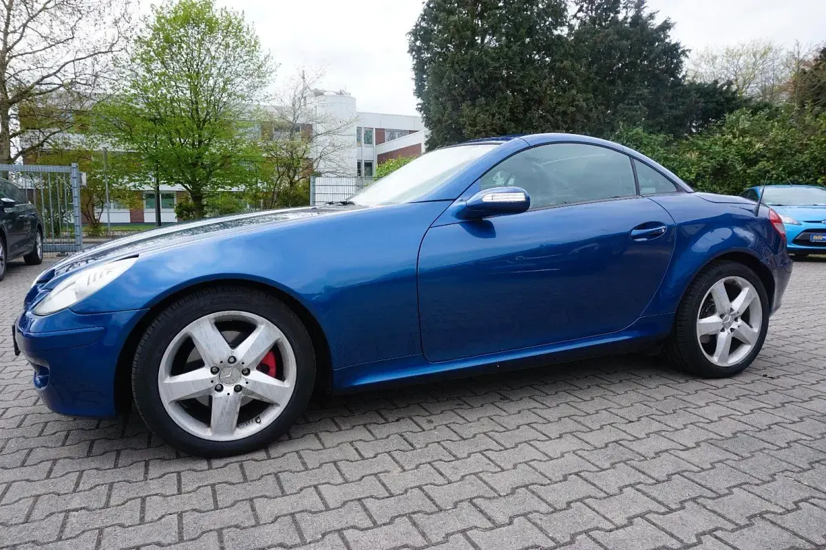 Gebraucht Mercedes SLK280 231 PS (169 kW) 2005 Blau Cabrio