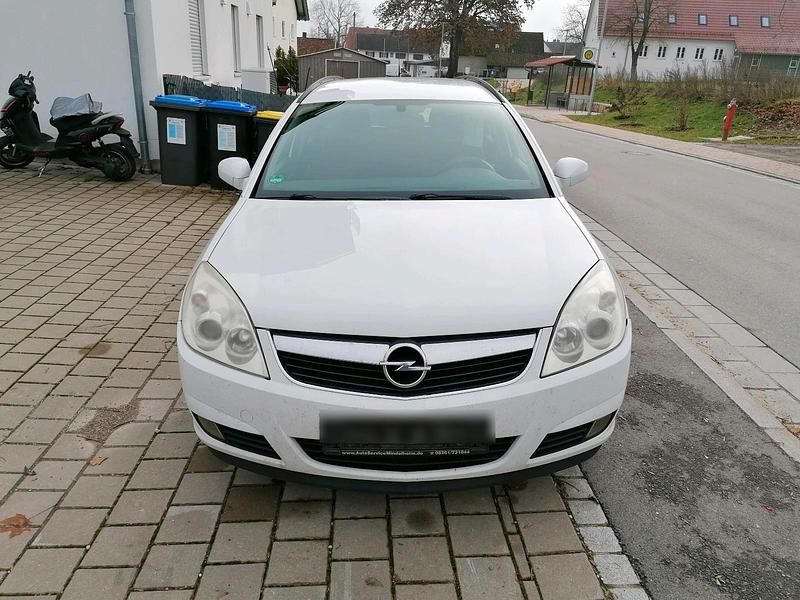 Gebraucht Opel Vectra 105 PS (77 kW) 2007 Weiß Kombi