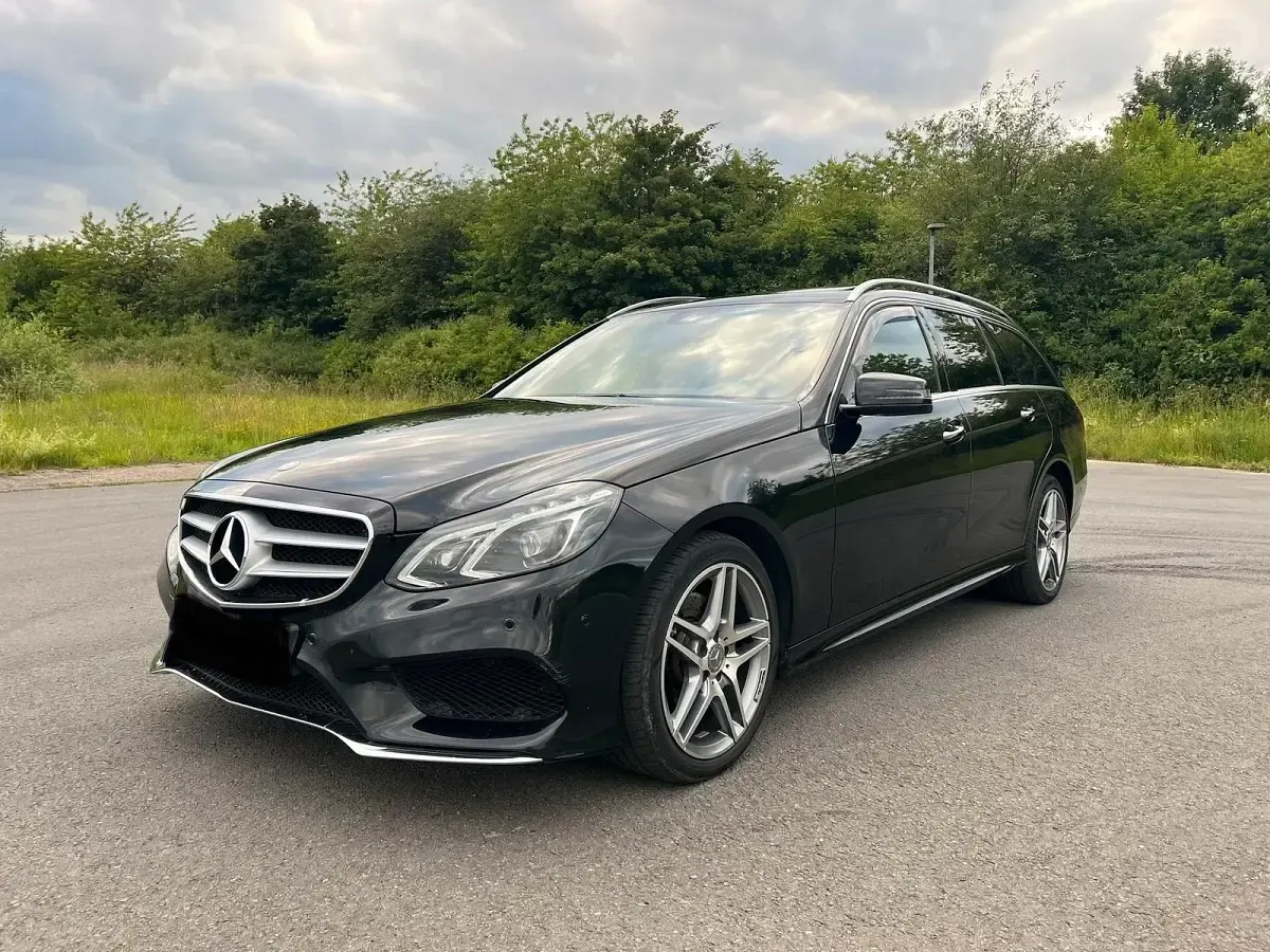 Gebraucht Mercedes E250 205 PS (150 kW) 2013 Schwarz Kombi