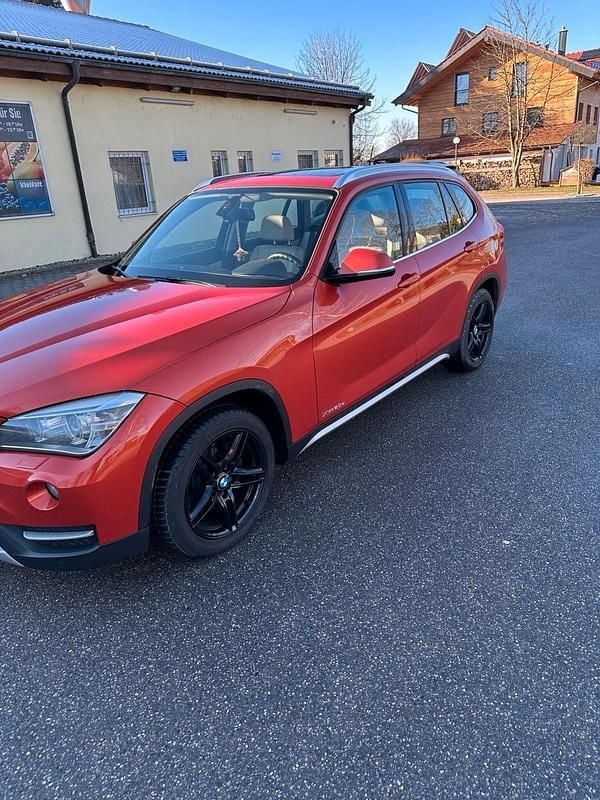 Gebraucht BMW X1 xLine 184 PS (135 kW) 2012 Orange SUV