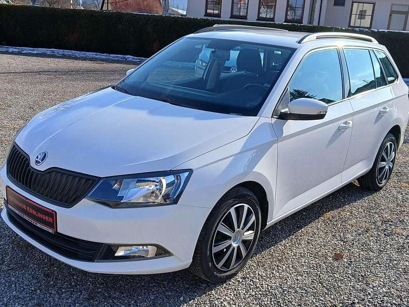 Weiss Gebraucht 2018 Skoda Fabia Ambition Kombi | 9.980 € (Fairer Preis) - Bild 1/4