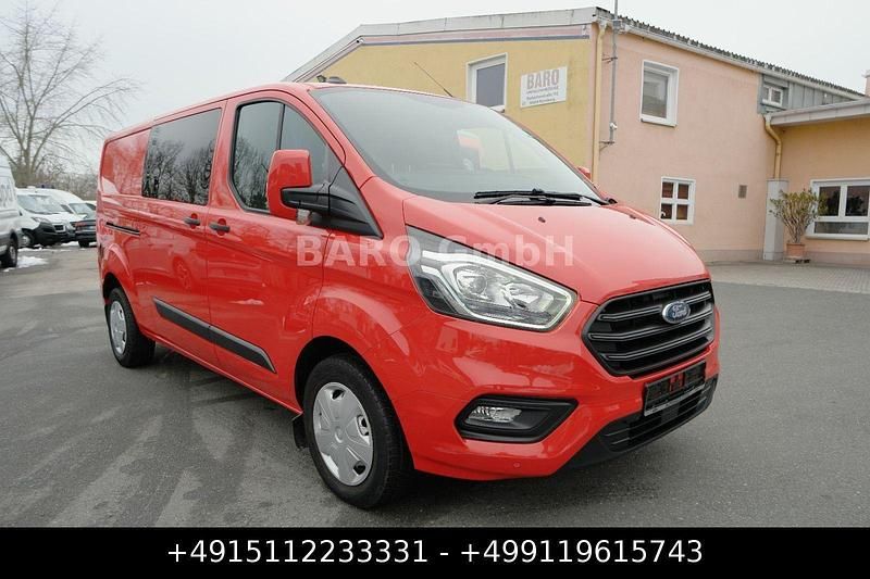 Gebraucht Ford Transit Custom Trend 131 PS (96 kW) 2019 Rot Van / Kleinbus