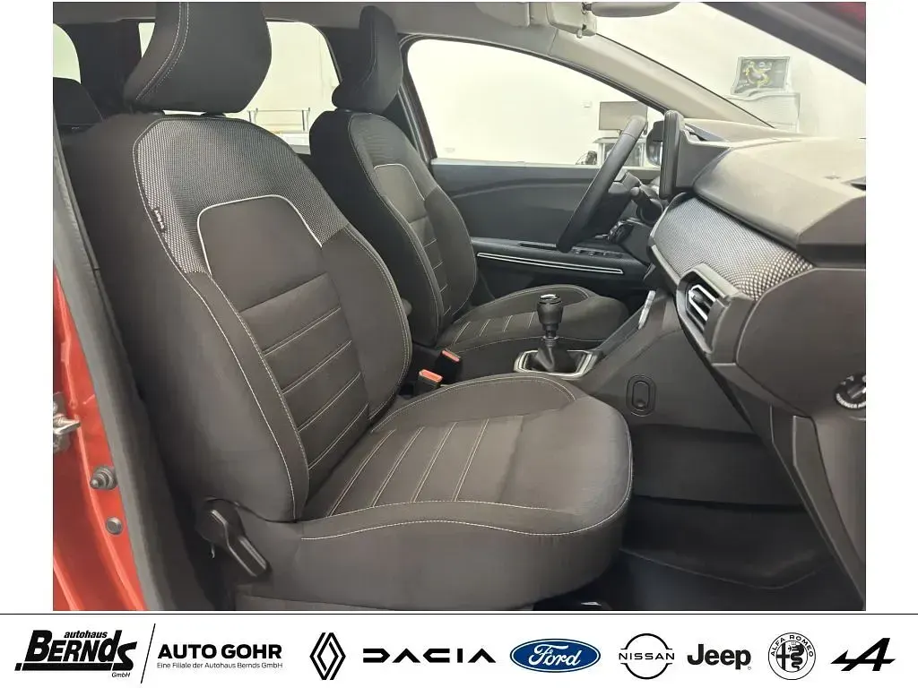 Gebraucht Dacia Jogger 91 PS (66 kW) 2023 Brun terracotta (metallic) Van / Kleinbus