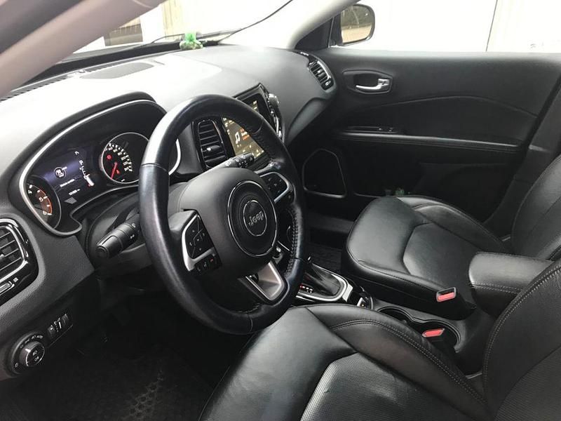 Gebraucht Jeep Compass Limited 170 PS (125 kW) 2018 Weiß SUV