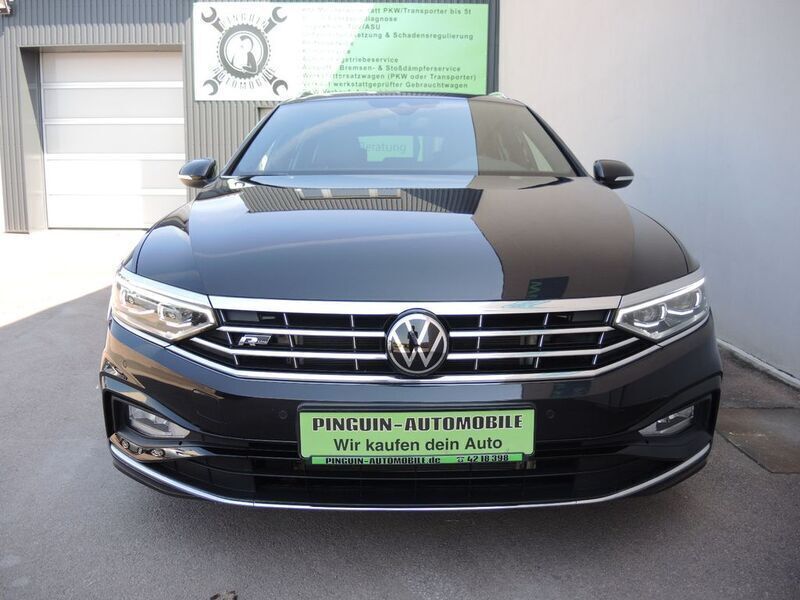 Gebraucht VW Passat R-line 200 PS (147 kW) 2021 Schwarz metallic Kombi