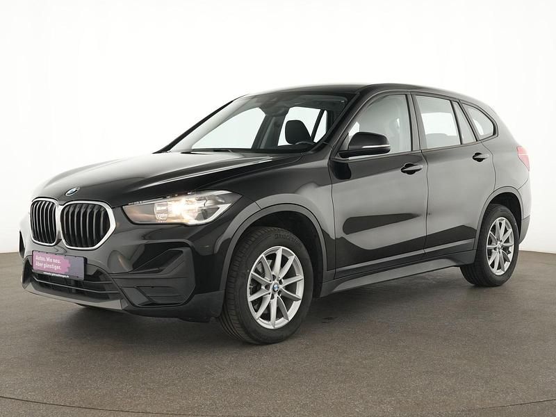 Schwarz Gebraucht 2020 BMW X1 Advantage SUV | 20.875 € (Fairer Preis) - Bild 1/4