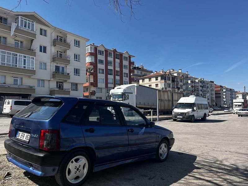 Gebraucht Fiat Tipo 90 PS (66 kW) 1997 Limousine