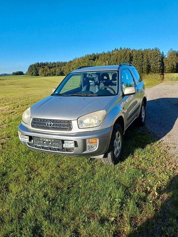Beige Gebraucht 2001 Toyota RAV4 SUV | 4.390 € (Fairer Preis) - Bild 1/4
