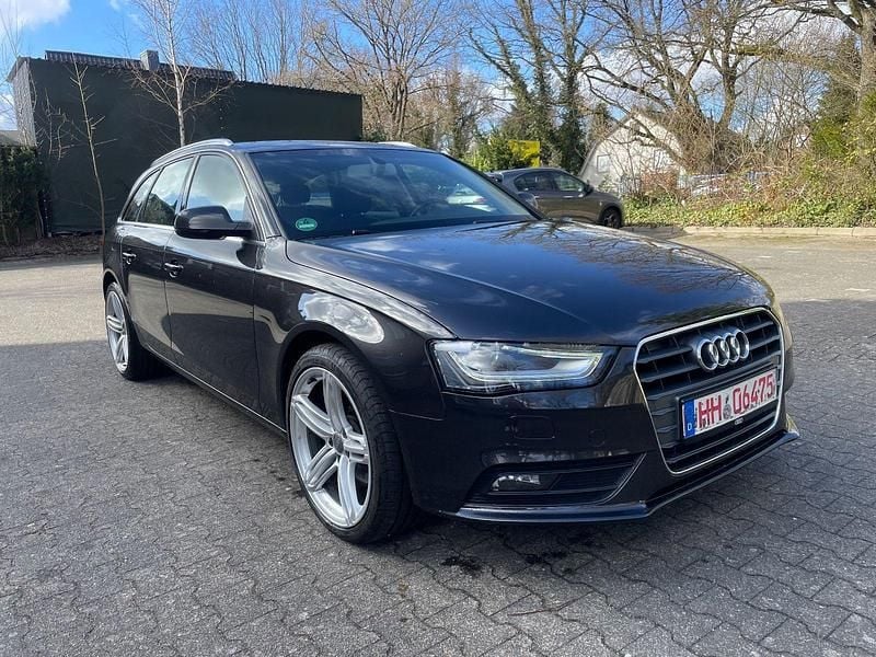 Gebraucht Audi A4 Ambiente 170 PS (125 kW) 2013 Grau Kombi