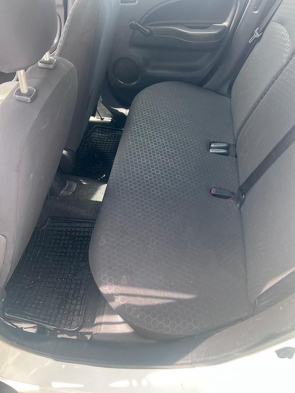 Second-hand Mitsubishi Space Star 71 CP (52 kW) 2014 Alb Monovolum