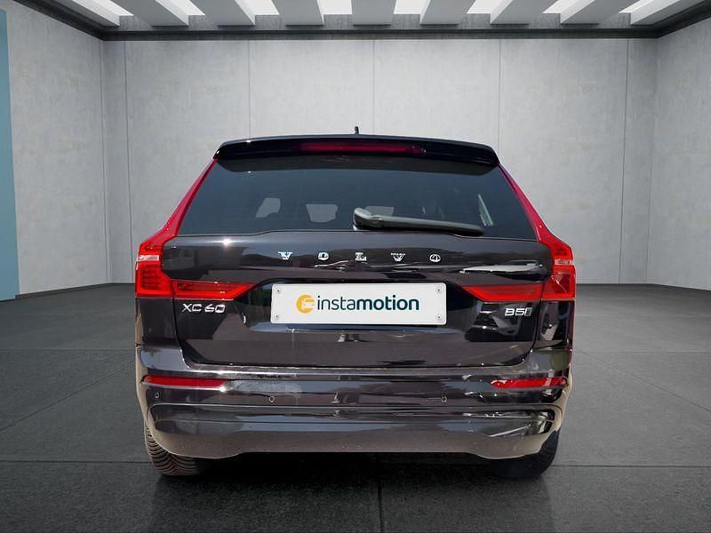 Gebraucht Volvo XC60 Core 250 PS (183 kW) 2024 Schwarz SUV