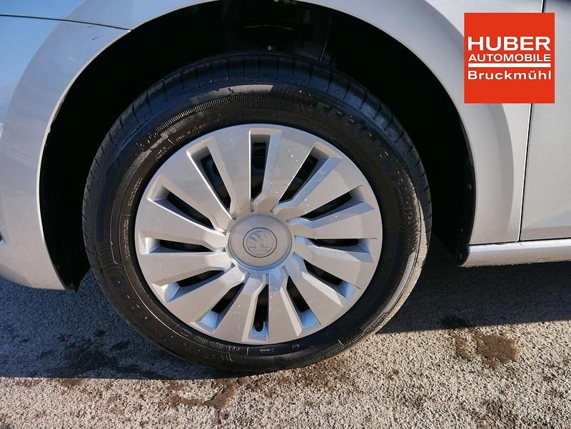 Neu Skoda Scala Selection 116 PS (85 kW) 2026 Brillantsilber metallic Kleinwagen