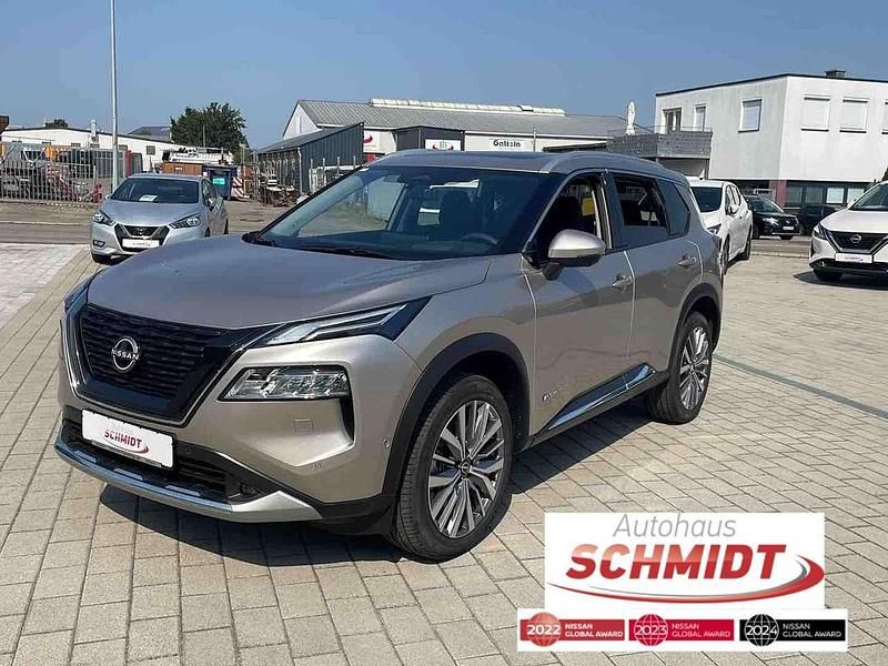 Champagner silver Neu 2025 Nissan X-Trail Tekna+ SUV | 48.990 € - Bild 1/4