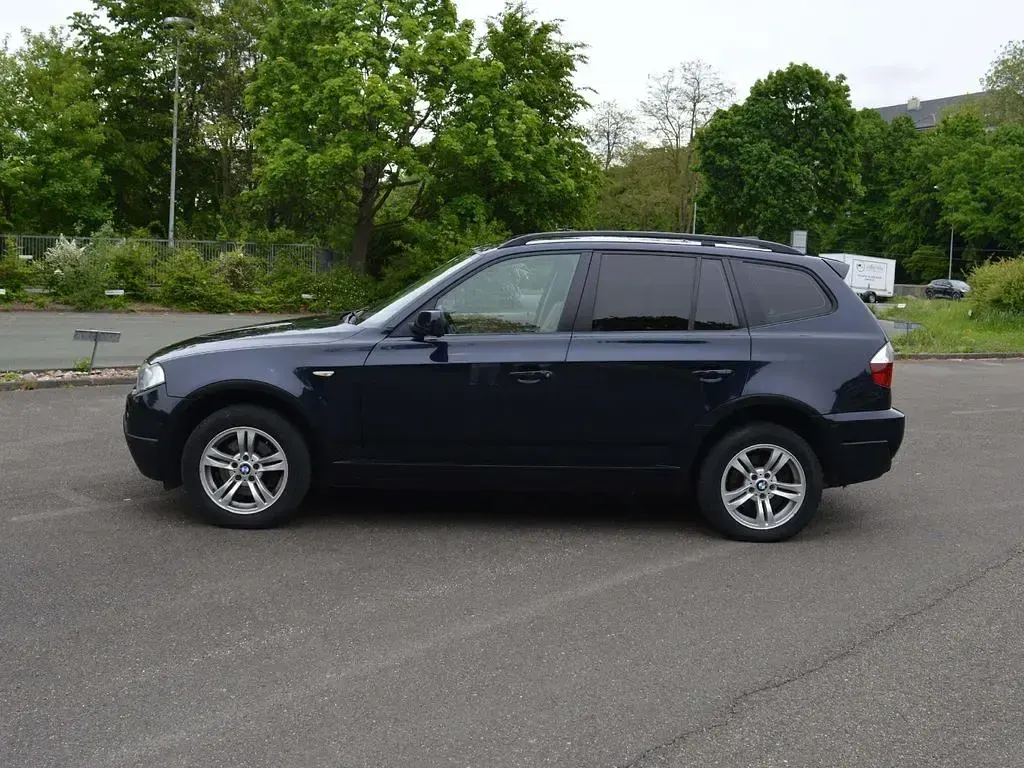 Gebraucht BMW X3 150 PS (110 kW) 2007 Monacoblau metallic SUV
