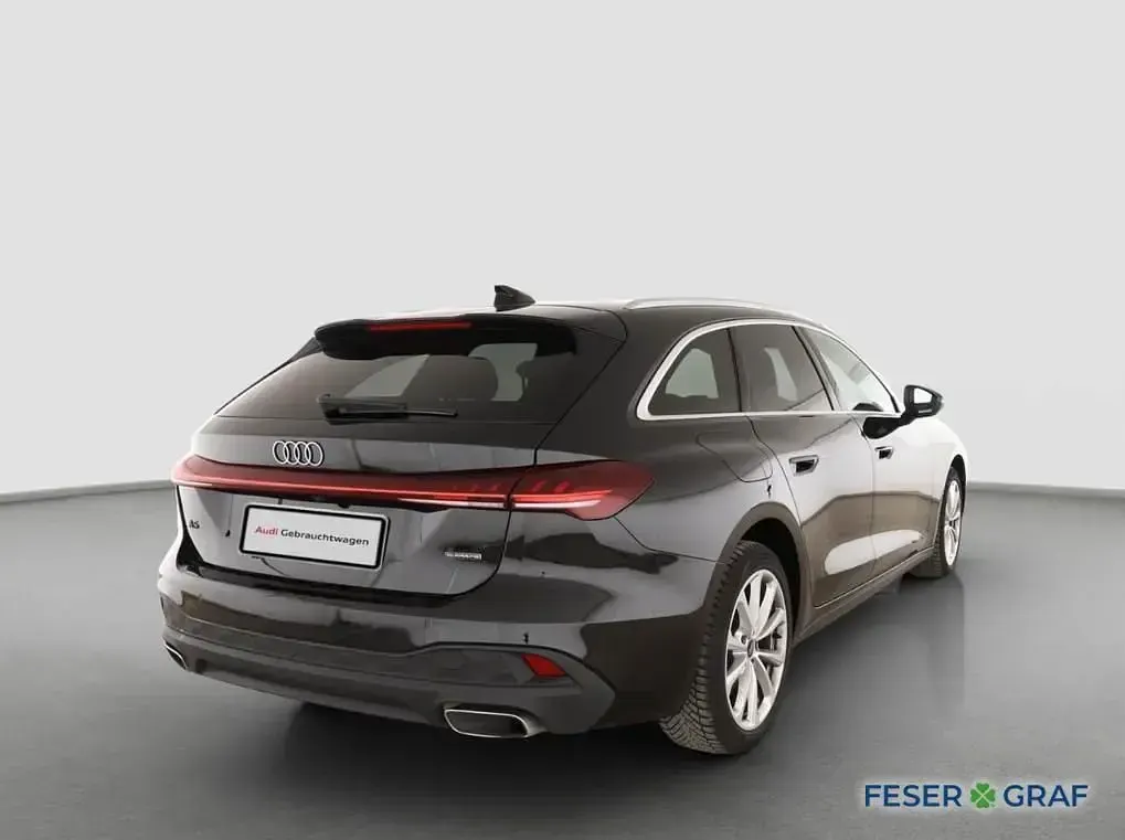 Gebraucht Audi A5 Business 204 PS (150 kW) 2025 Mythosschwarz metallic Kombi