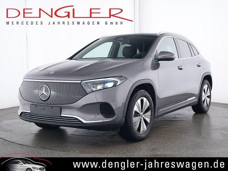 Grau Gebraucht 2024 Mercedes EQA300 Advanced SUV | 33.890 € (Guter Preis) - Bild 1/4