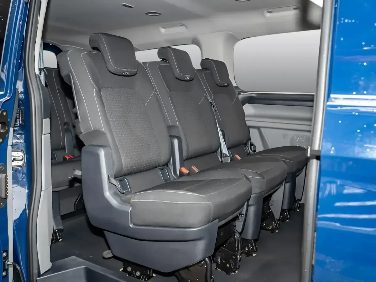 Gebraucht Ford Transit Custom 136 PS (100 kW) 2024 Blau Van / Kleinbus