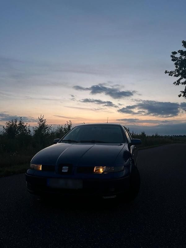 Gebraucht Seat Leon 125 PS (91 kW) 2001 Blau Kleinwagen