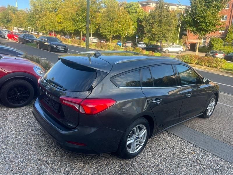 Gebraucht Ford Focus Cool & Connect 95 PS (69 kW) 2021 Braun Kombi