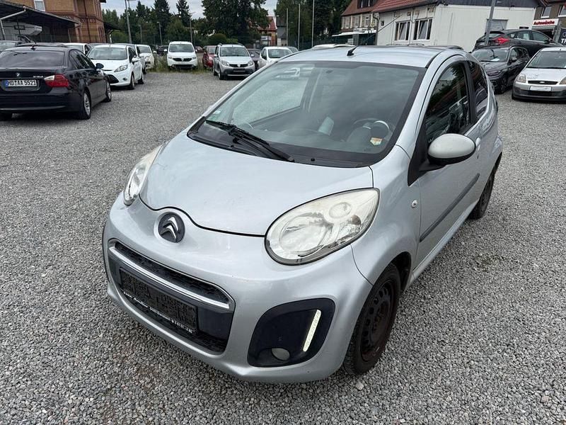 Grau Gebraucht 2013 Citroën C1 SELECTION Kleinwagen | 1.999 € (Superpreis) - Bild 1/4