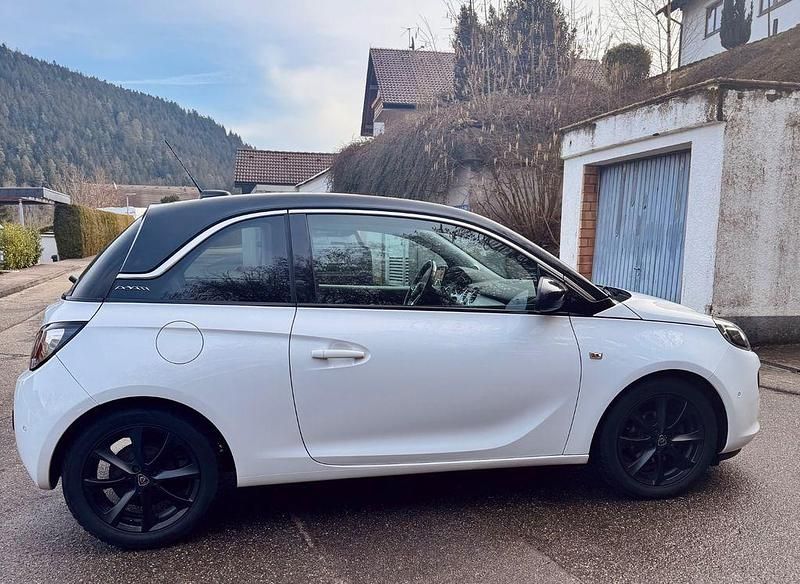 Gebraucht Opel Adam Slam 101 PS (74 kW) 2015 Weiß Kleinwagen
