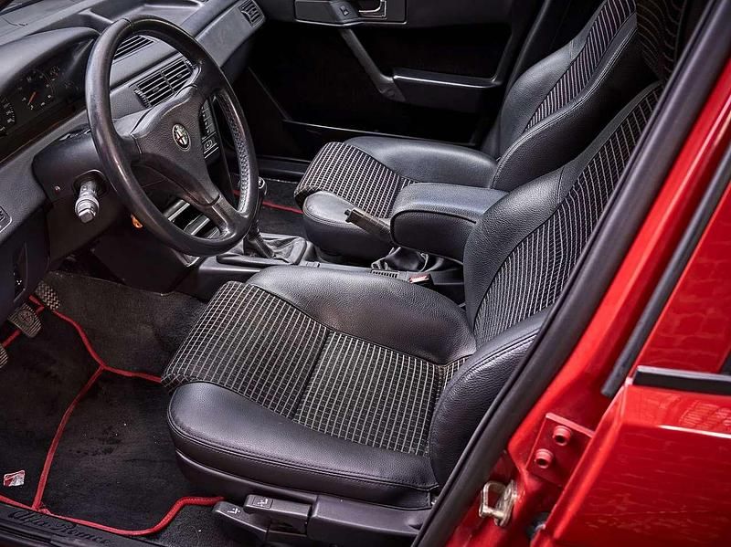 Gebraucht Alfa Romeo 155 189 PS (139 kW) 1994 Rosso Limousine