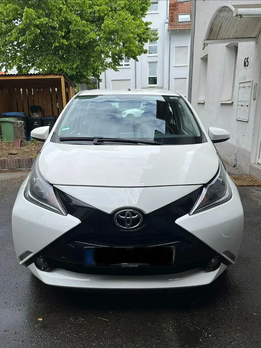 Gebraucht Toyota Aygo 69 PS (50 kW) 2016 Kleinwagen