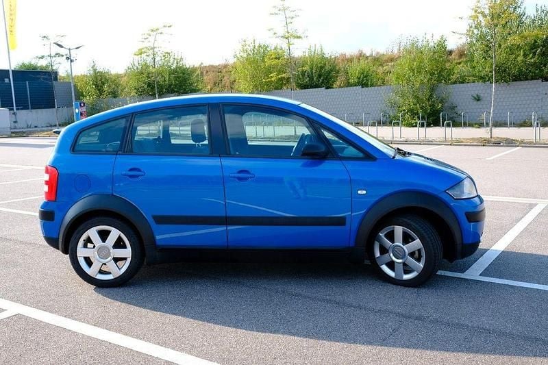 Gebraucht Audi A2 75 PS (55 kW) 2003 Blau Kleinwagen