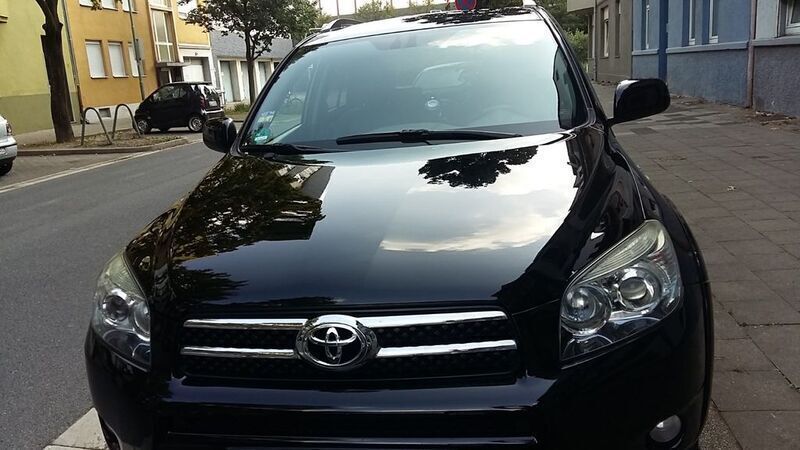Gebraucht 2006 Toyota RAV4 Executive SUV | 3.850 € (Fairer Preis) - Bild 1/4