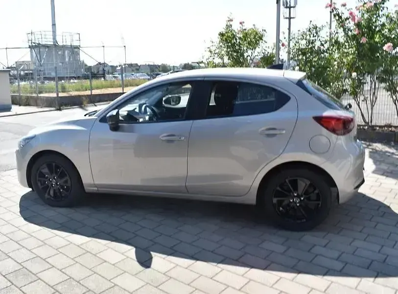 Gebraucht Mazda 2 116 PS (85 kW) 2025 Silber Kleinwagen