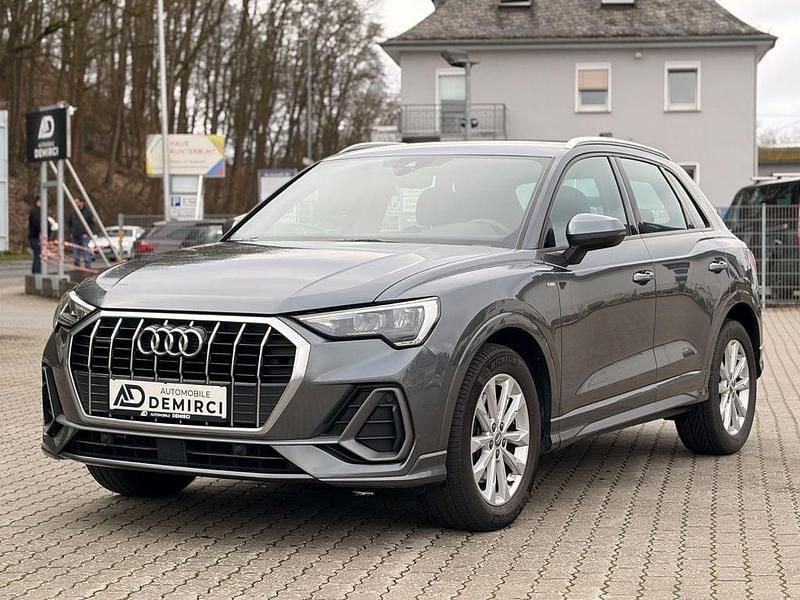 Gebraucht Audi Q3 S-Line 190 PS (139 kW) 2019 Grau SUV