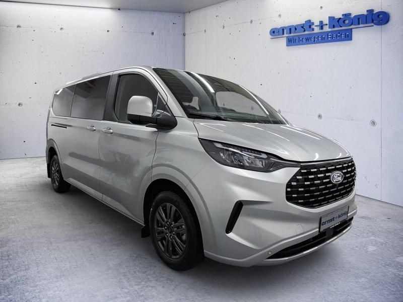 Neu Ford Tourneo Custom Titanium 2025 Van